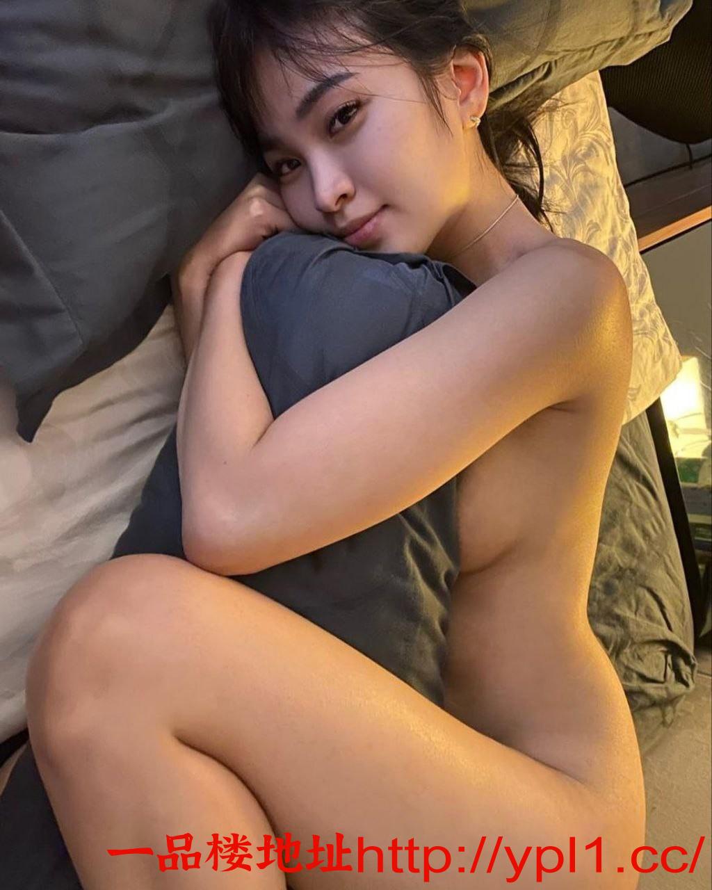 白嫩骚货辣妹水多穴紧耐初下海