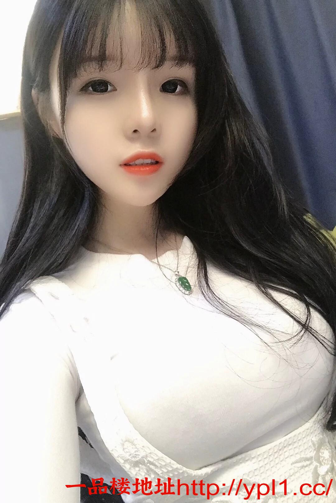 性感胸大圆挺