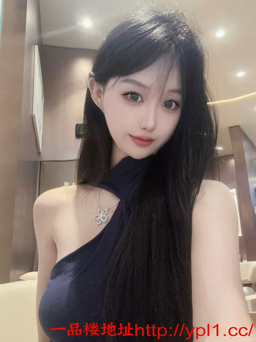 有颜值又有服务的御姐