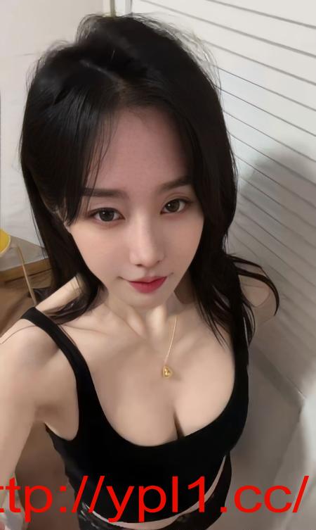 区风骚情趣小美女