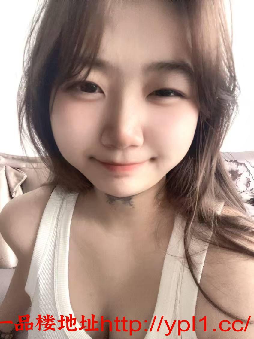 大奶颜值妹