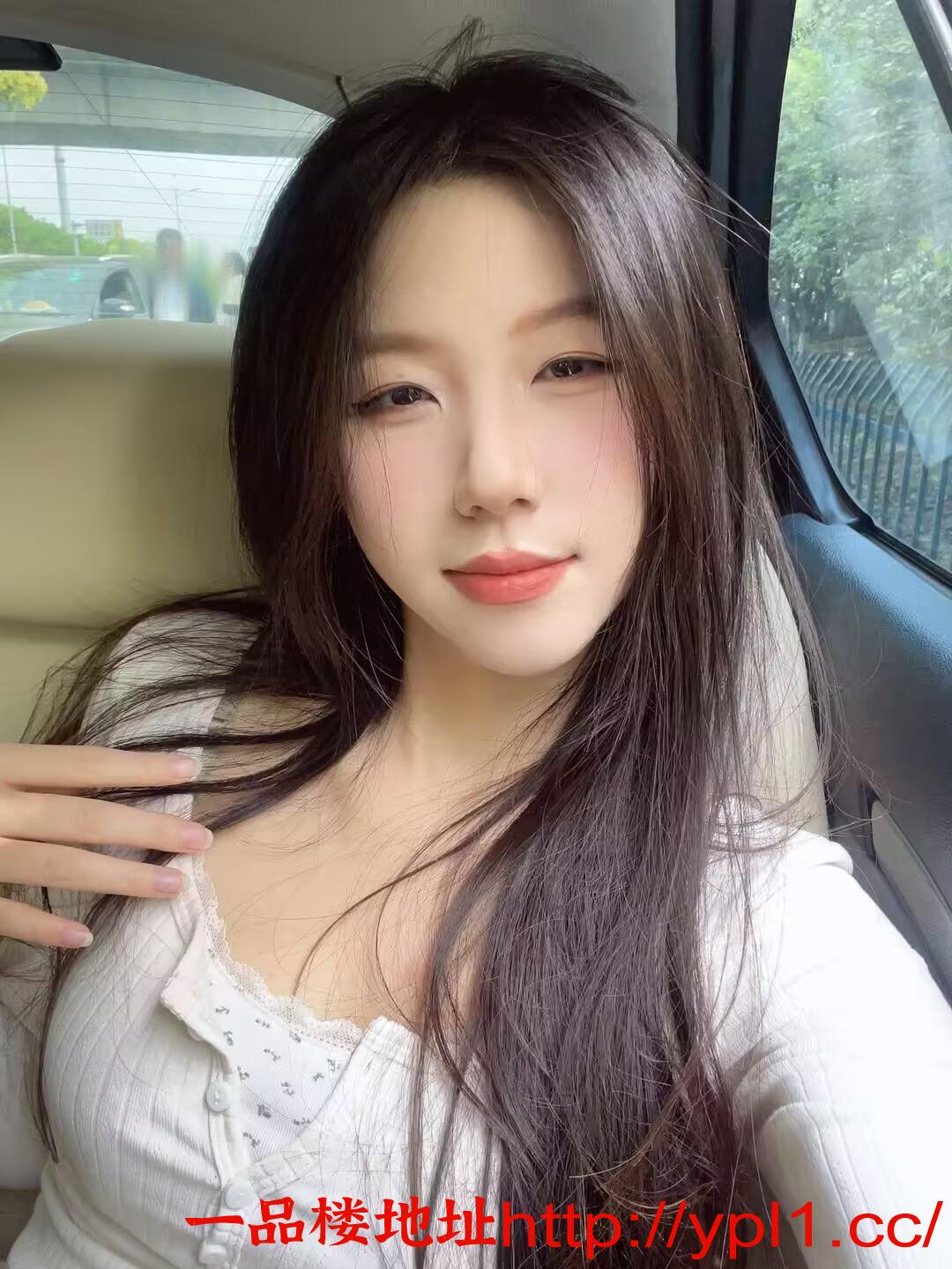 小白虎粉嫩多汁妹妹